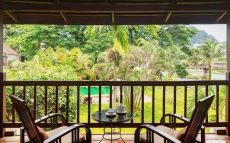 Riverside-LAOS-balcony-