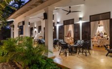 Why-House-SRI-communal-veranda
