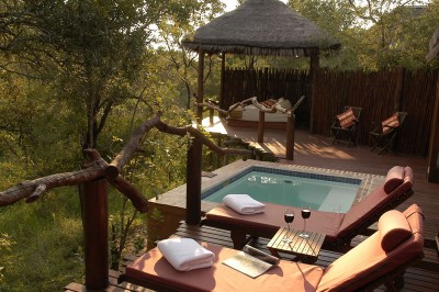Relax between safaris at Simbambili