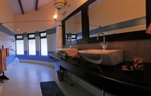 One of the suite bathrooms at Chambal Safari Lodge