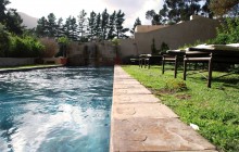 Shared swimming pool, Blue Gum